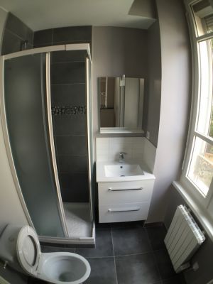 Salle d'eau rénovée